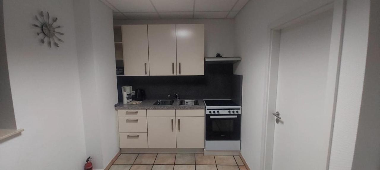 Gemuetliches J&L Apartment Nahe Des Hauptbahnhofes บาเดน-บาเดน ภายนอก รูปภาพ