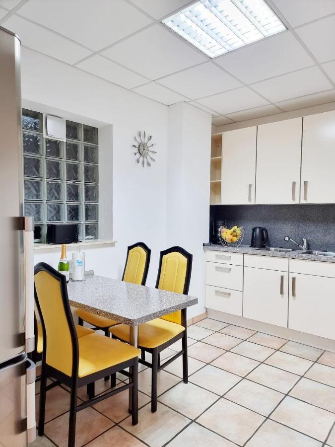 Gemuetliches J&L Apartment Nahe Des Hauptbahnhofes บาเดน-บาเดน ภายนอก รูปภาพ