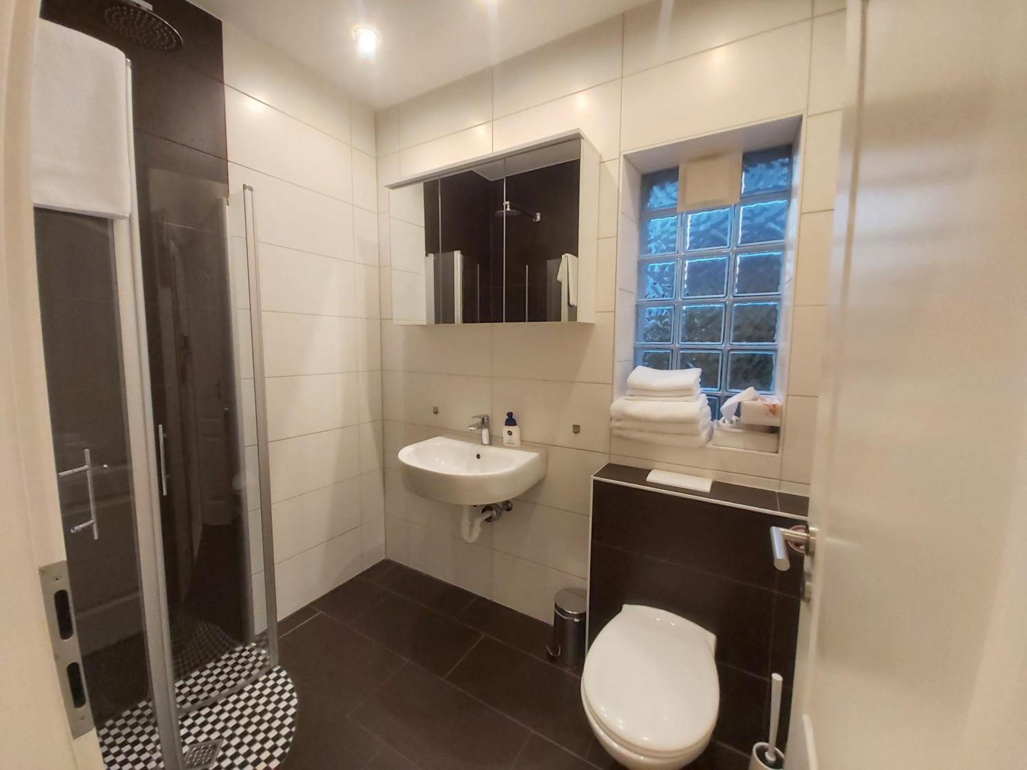 Gemuetliches J&L Apartment Nahe Des Hauptbahnhofes บาเดน-บาเดน ภายนอก รูปภาพ
