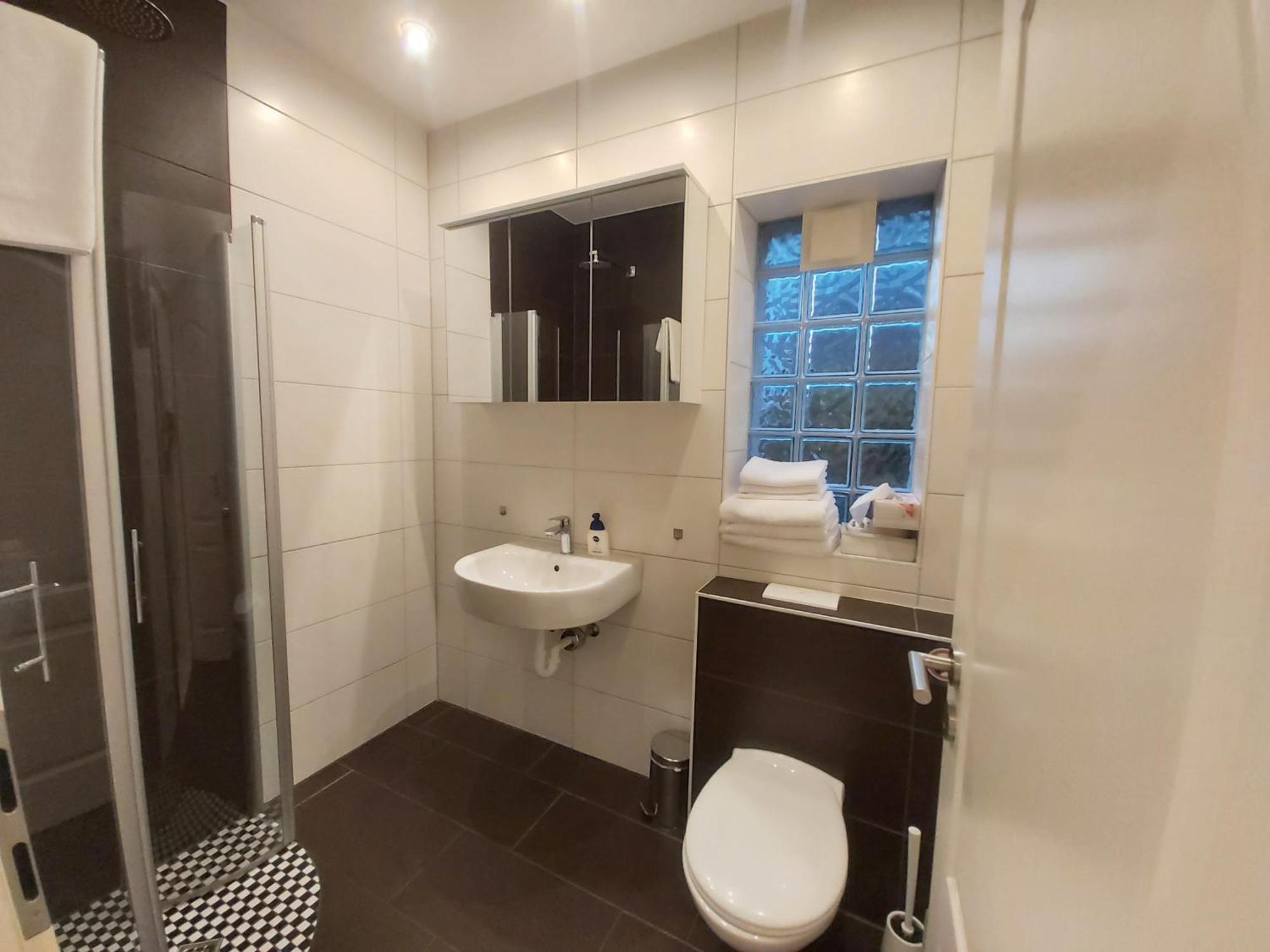 Gemuetliches J&L Apartment Nahe Des Hauptbahnhofes บาเดน-บาเดน ภายนอก รูปภาพ